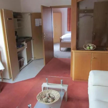 Appartementhaus Wiesengrund - Ferienwohnung 1 Apartman